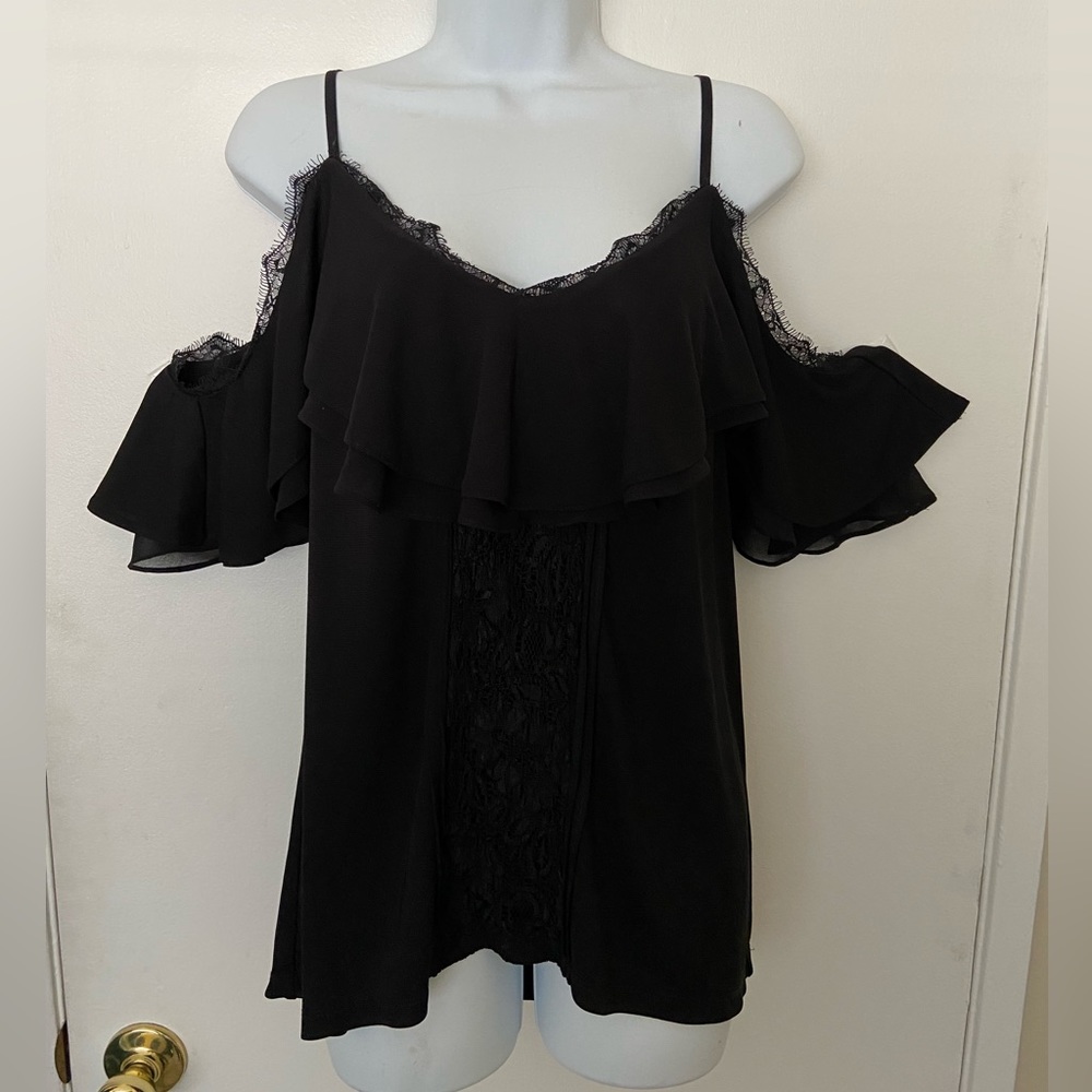 White House, Black market blouse